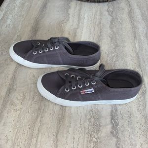 Superga low top sneakers grey size 6.5 women’s